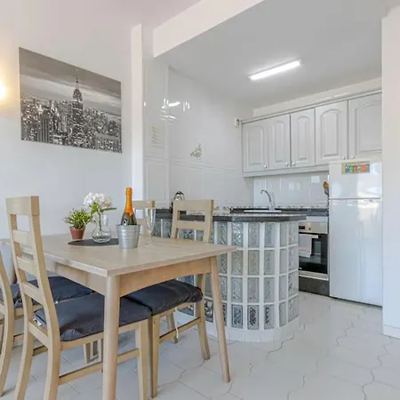 Benalbeach Sunny With Sea Views 公寓 *